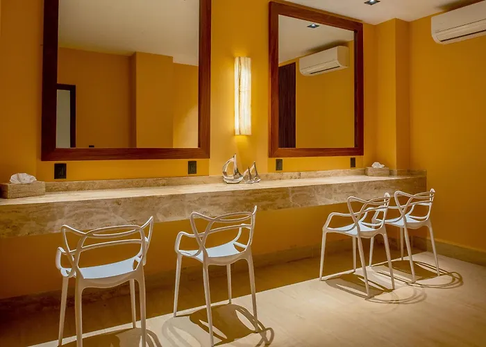 Stunning 11bd Fully Staffed, Indoor Tennis And Villa San José del Cabo