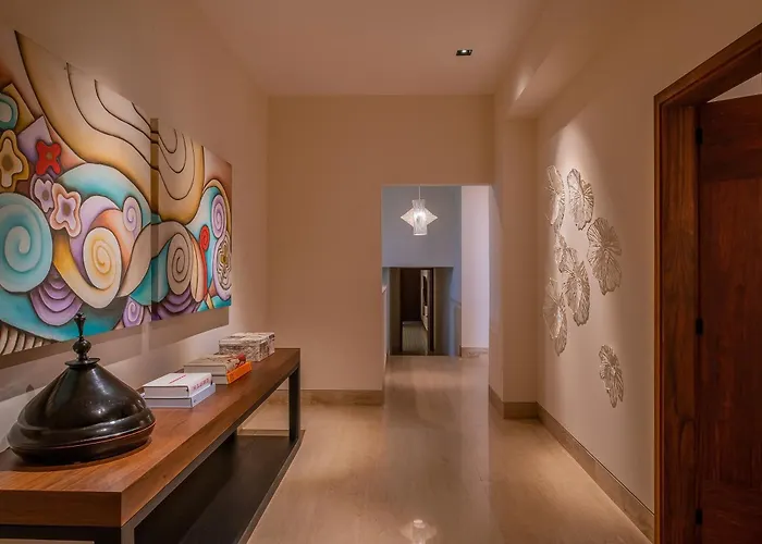 Stunning 11bd Fully Staffed, Indoor Tennis And San José del Cabo