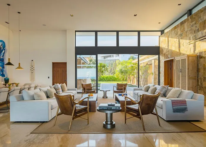 Stunning 11bd Fully Staffed, Indoor Tennis And Villa *