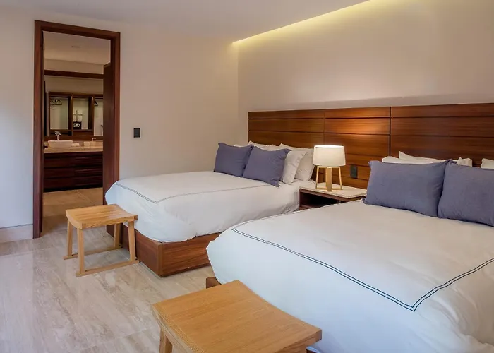 Stunning 11bd Fully Staffed, Indoor Tennis And Villa *