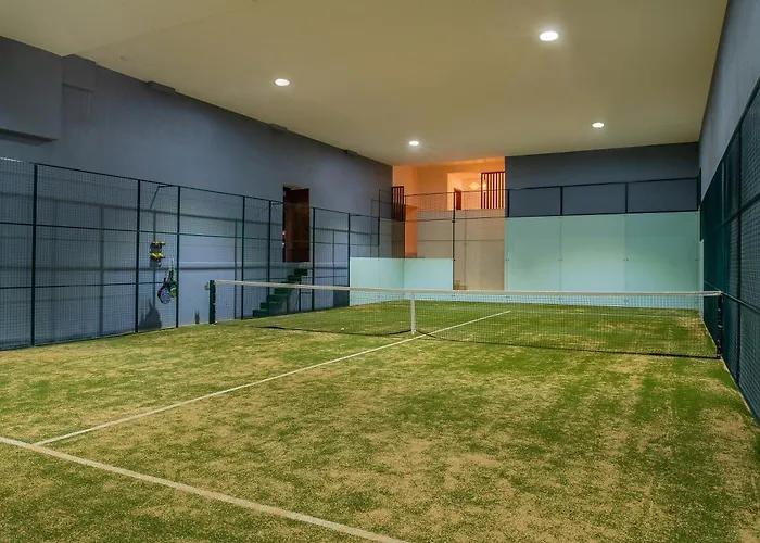Stunning 11bd Fully Staffed, Indoor Tennis And Villa *