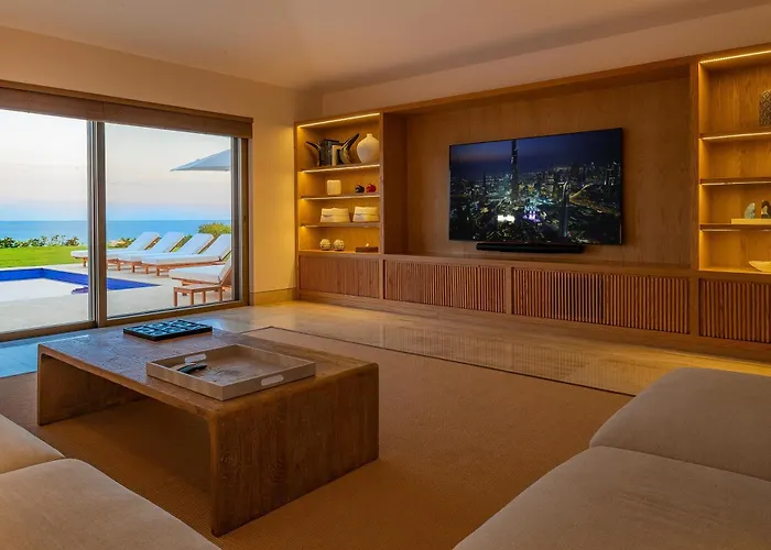 Stunning 11bd Fully Staffed, Indoor Tennis And Villa San José del Cabo