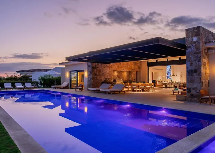 Stunning 11bd Fully Staffed, Indoor Tennis And Villa *